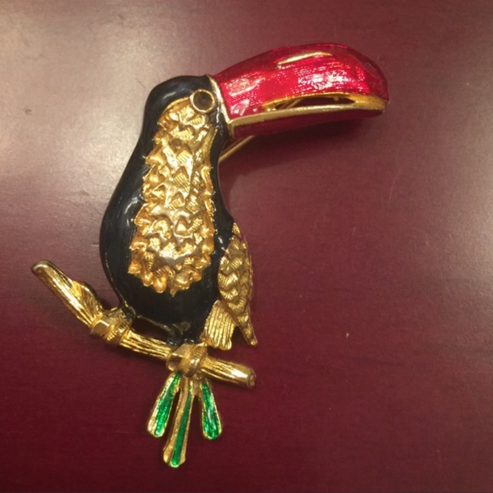 Toucan Vintage Brooch